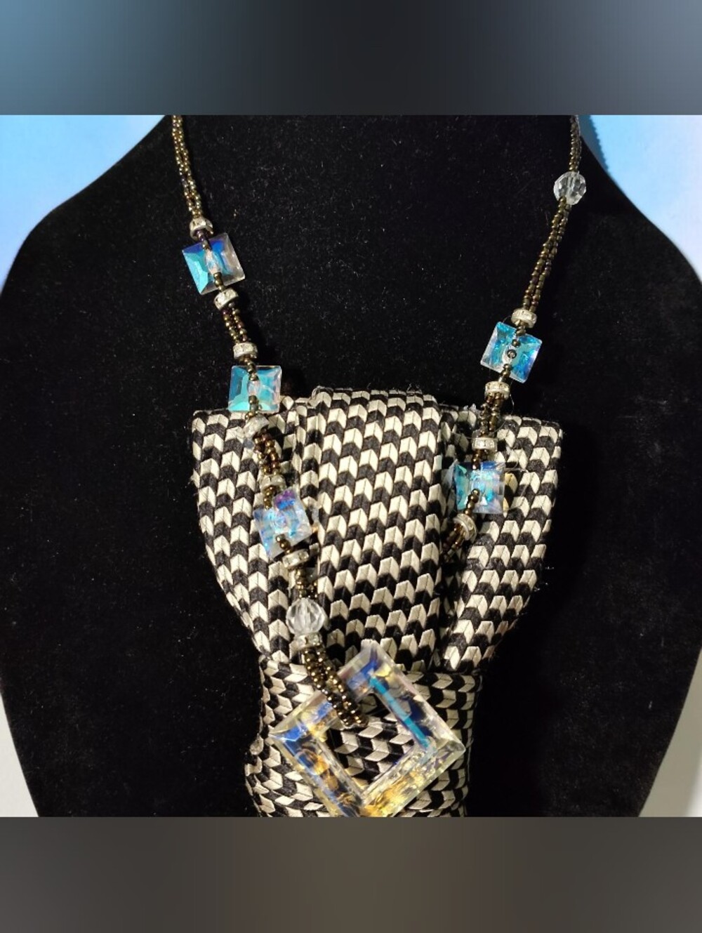 Black & Gold Butterfly Neck-Tie Necklace - Picture 2 of 3